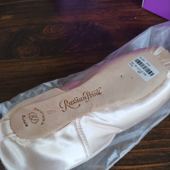 Russian Pointe Muse Md38w3v2FM Pink Ballet Shoes NIB - Picture 4 of 5